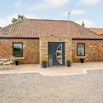2 Bed In Northallerton Oc-83398 Holiday home *